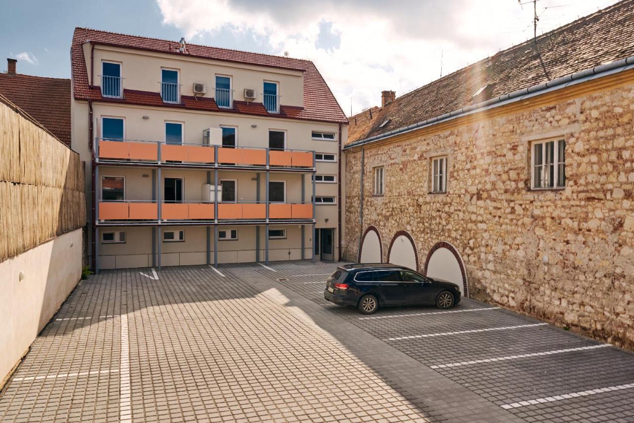 Apartman Miku-Love Mikulov Bagian luar foto